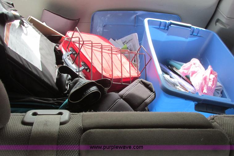 image for item I9517 2005 Chrysler Pacifica SUV