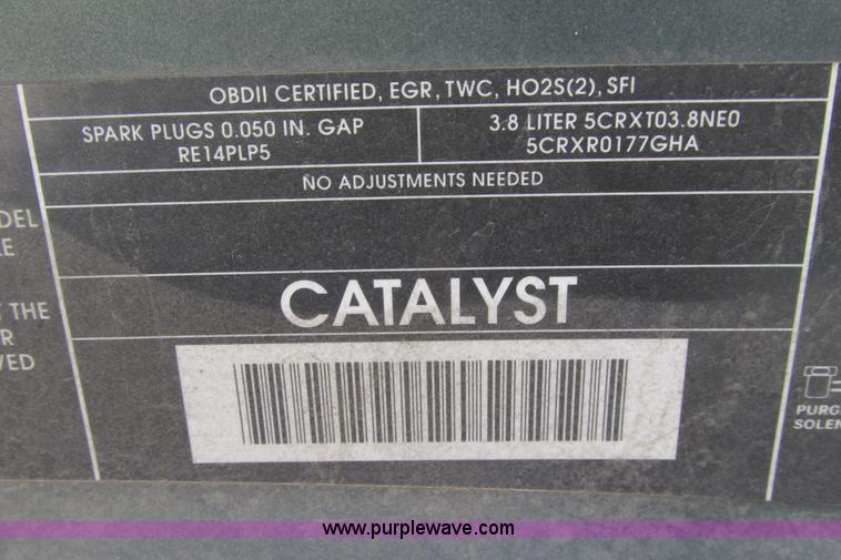 image for item I9517 2005 Chrysler Pacifica SUV