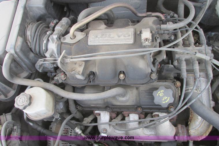 image for item I9517 2005 Chrysler Pacifica SUV