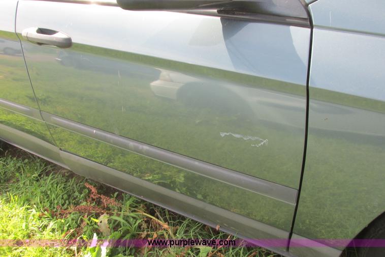 image for item I9517 2005 Chrysler Pacifica SUV
