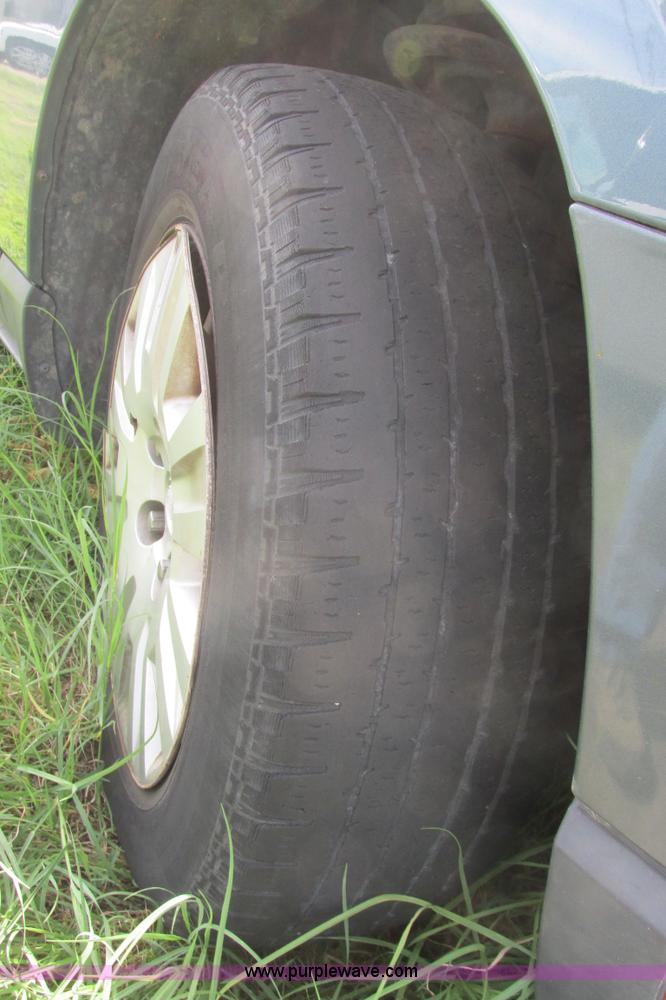image for item I9517 2005 Chrysler Pacifica SUV