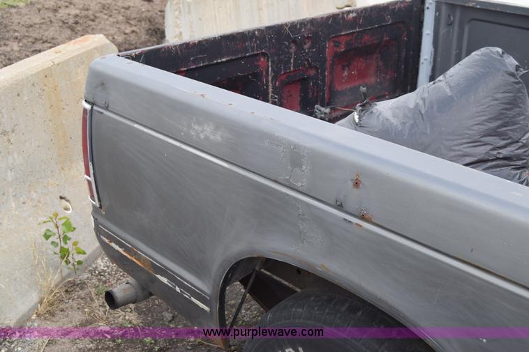 image for item J6659 1989 Chevrolet S10 Ext. Cab pickup truck