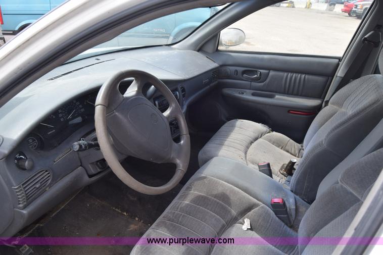image for item J6662 2002 Buick Century