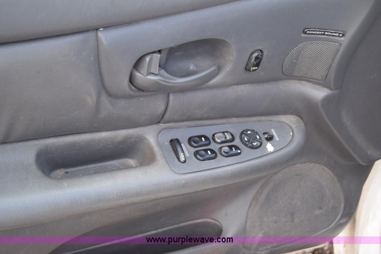 image for item J6662 2002 Buick Century