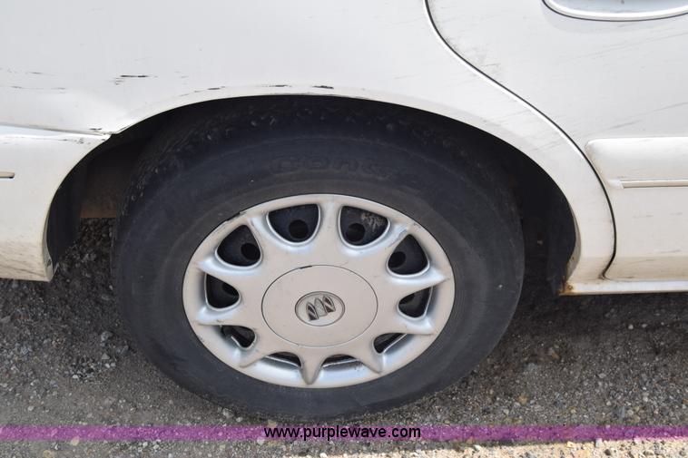 image for item J6662 2002 Buick Century