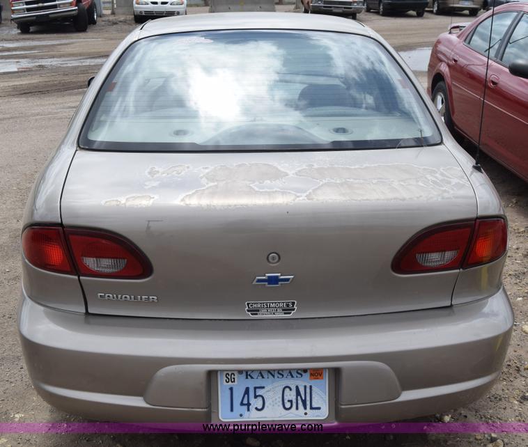 image for item J6664 2002 Chevrolet Cavalier