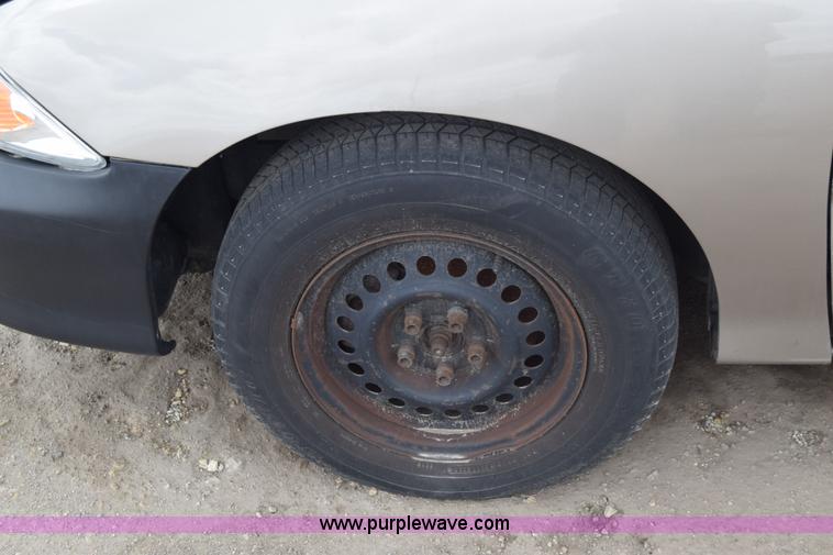 image for item J6664 2002 Chevrolet Cavalier