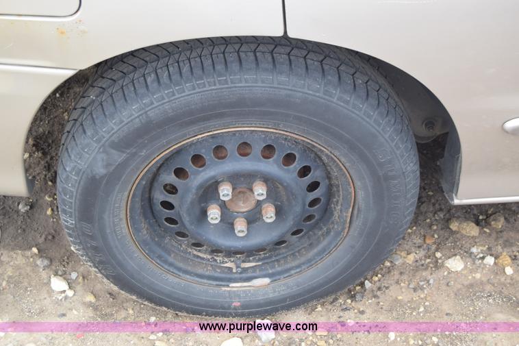 image for item J6664 2002 Chevrolet Cavalier