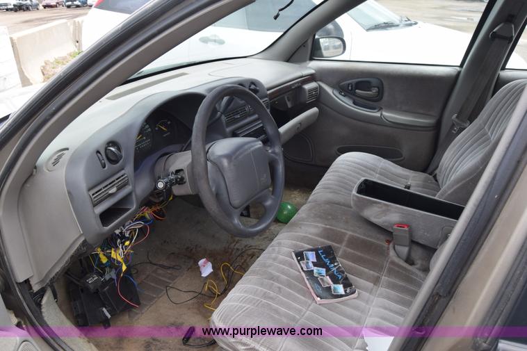 image for item J6665 1999 Chevrolet Lumina