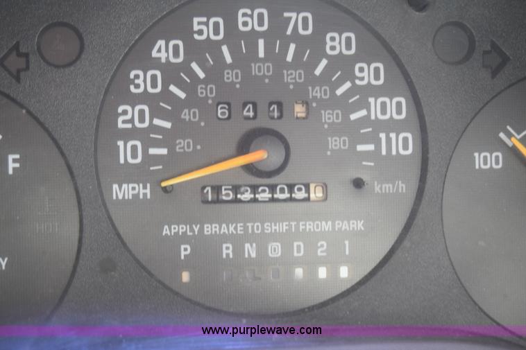 image for item J6665 1999 Chevrolet Lumina
