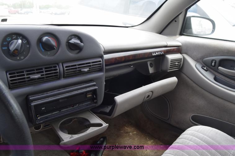 image for item J6665 1999 Chevrolet Lumina