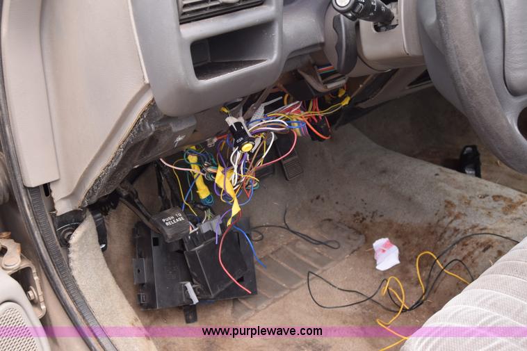 image for item J6665 1999 Chevrolet Lumina