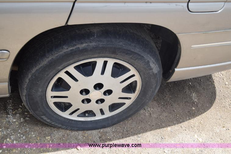 image for item J6665 1999 Chevrolet Lumina
