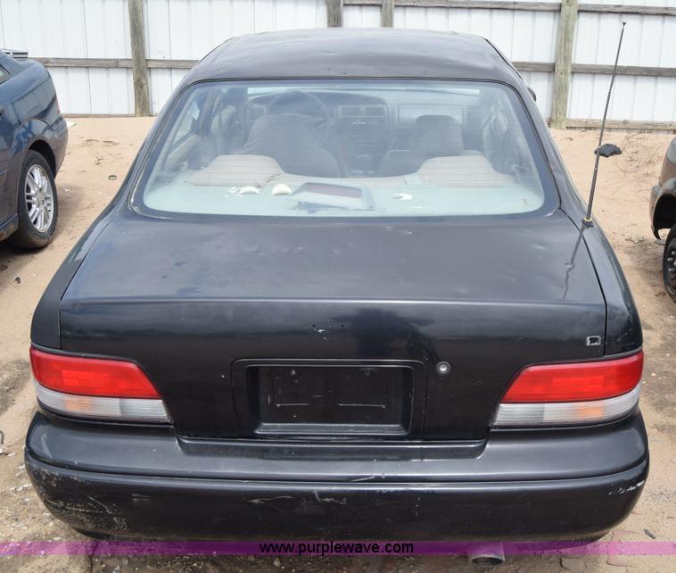 image for item J6667 1996 Toyota Avalon XL