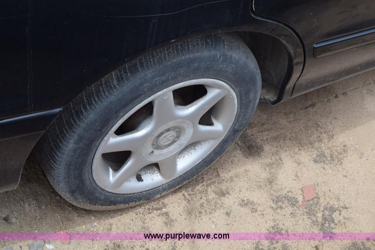 image for item J6667 1996 Toyota Avalon XL