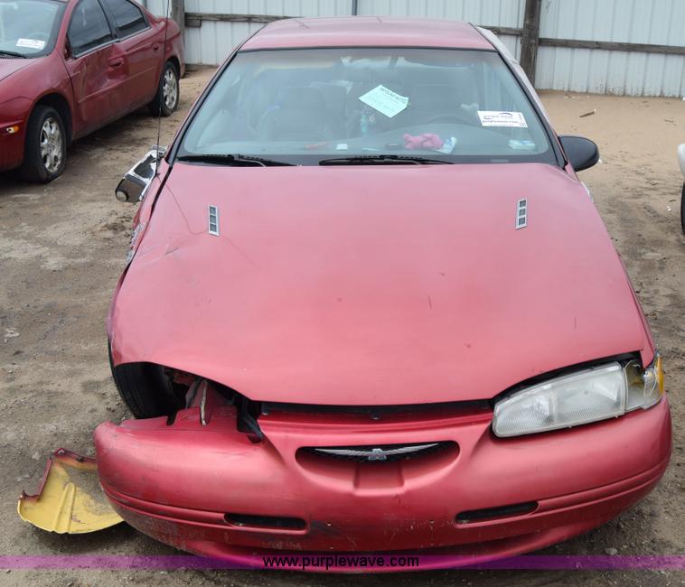 image for item J6668 1997 Ford Thunderbird LX