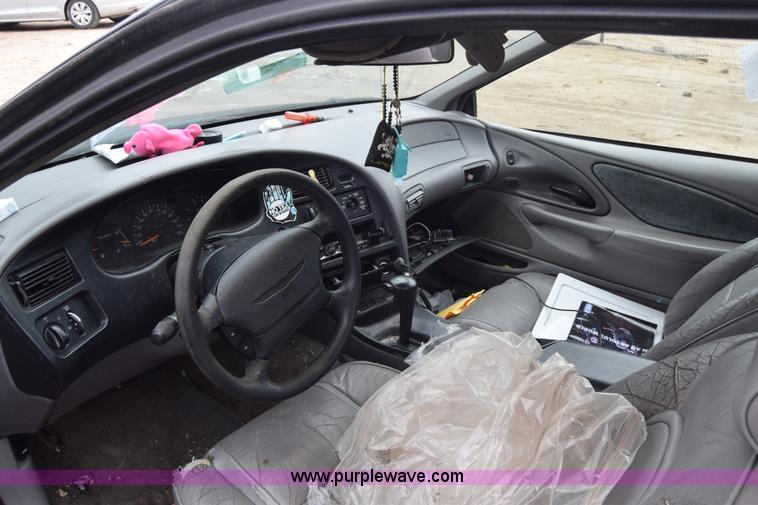 image for item J6668 1997 Ford Thunderbird LX