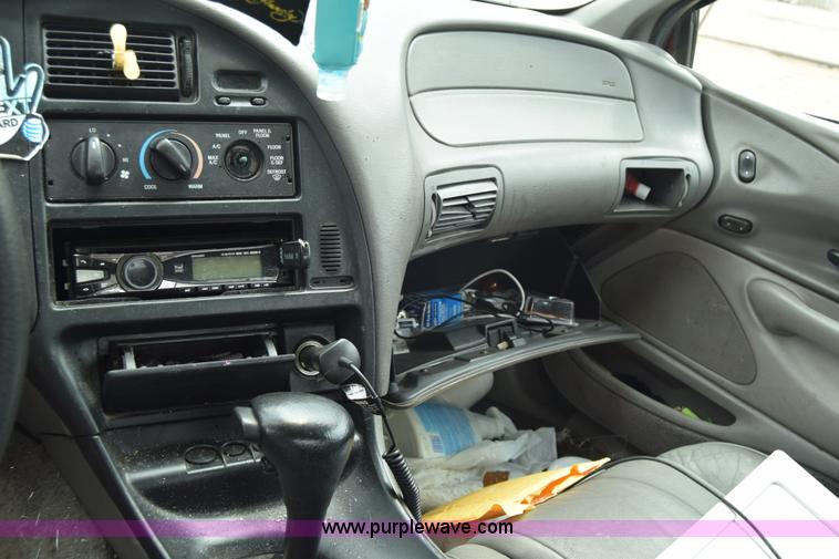 image for item J6668 1997 Ford Thunderbird LX