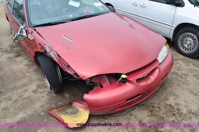 image for item J6668 1997 Ford Thunderbird LX