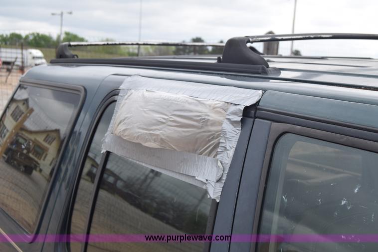 image for item J6669 1994 Ford Explorer XLT SUV