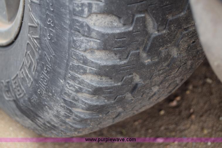 image for item J6669 1994 Ford Explorer XLT SUV