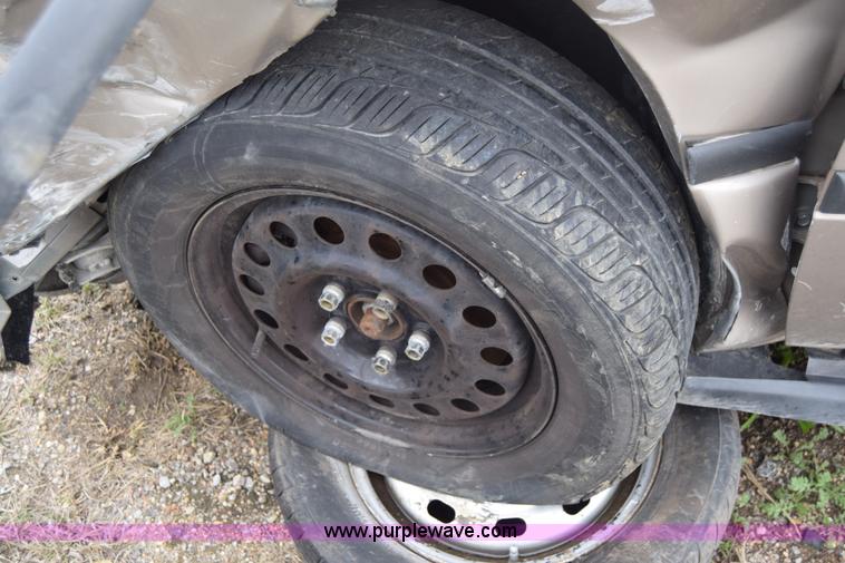image for item J6672 2002 Chevrolet Impala