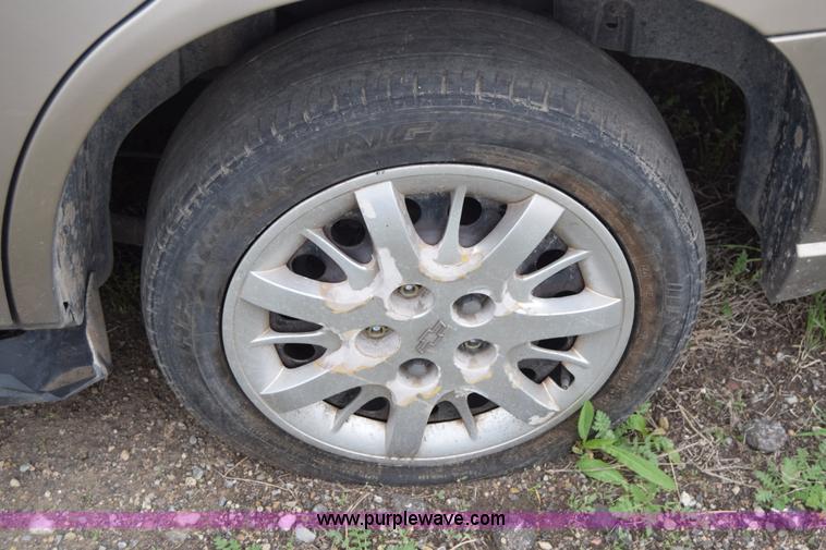 image for item J6672 2002 Chevrolet Impala