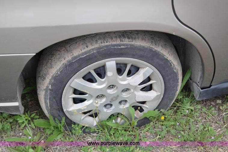 image for item J6672 2002 Chevrolet Impala