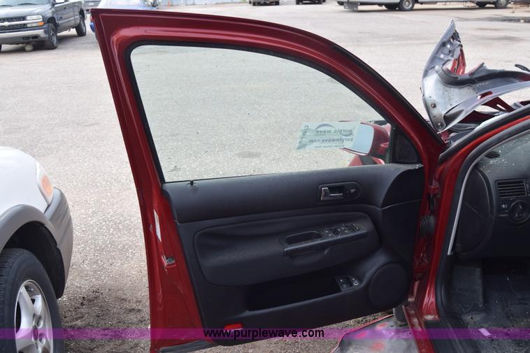 image for item J6673 2005 Volkswagen Jetta GL