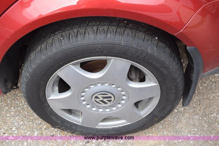 image for item J6673 2005 Volkswagen Jetta GL