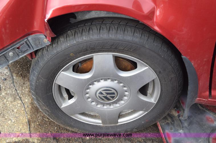 image for item J6673 2005 Volkswagen Jetta GL