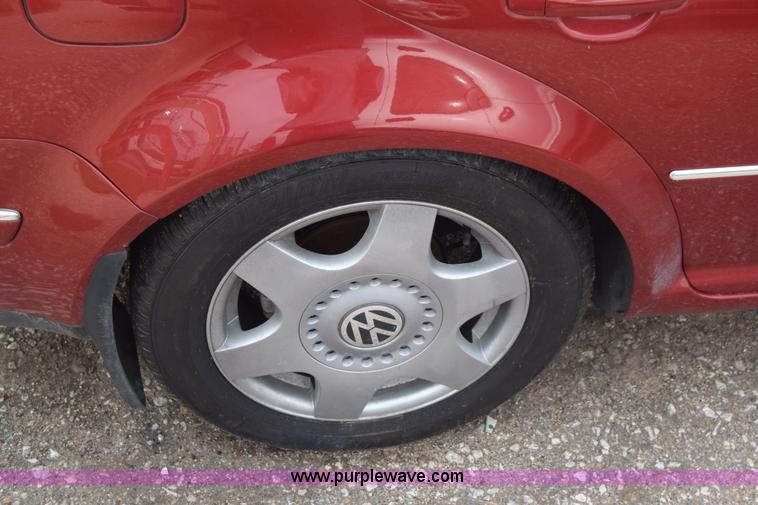 image for item J6673 2005 Volkswagen Jetta GL