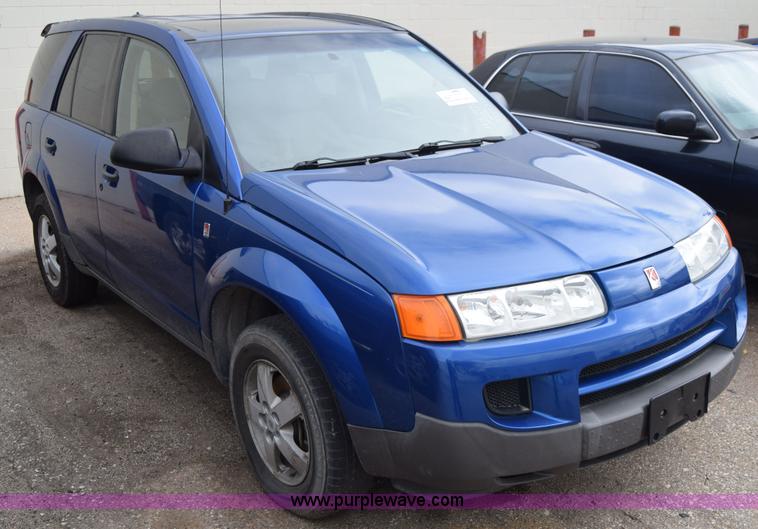 image for item J6674 2005 Saturn Vue SUV