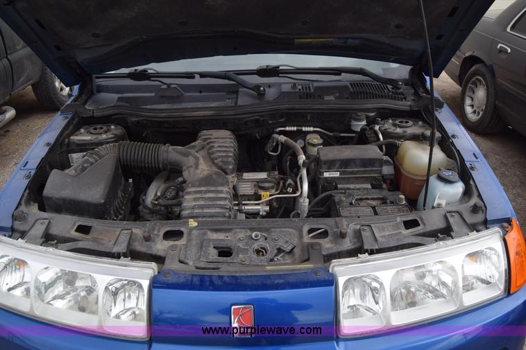 image for item J6674 2005 Saturn Vue SUV