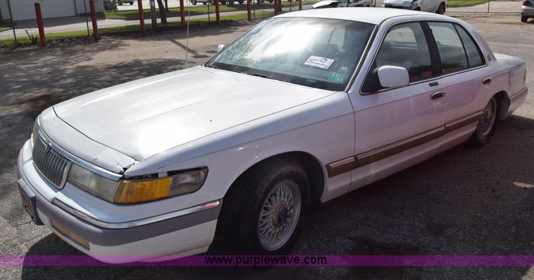 image for item J6675 1992 Mercury Grand Marquis LS