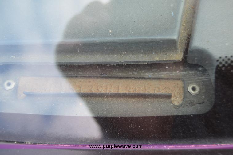 image for item J6677 1987 Oldsmobile Ninety Eight Regency