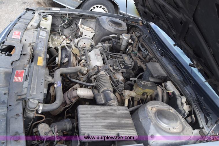 image for item J6677 1987 Oldsmobile Ninety Eight Regency