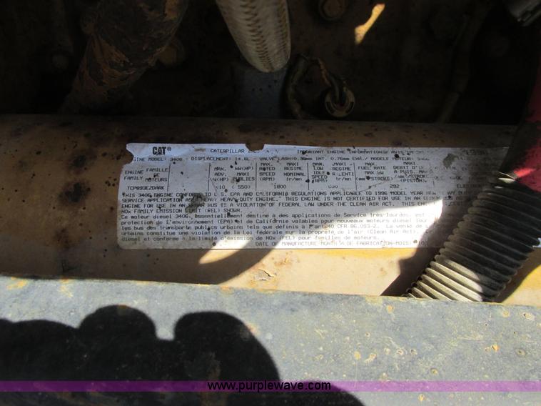 image for item A8781 1997 Freightliner FLD semi truck