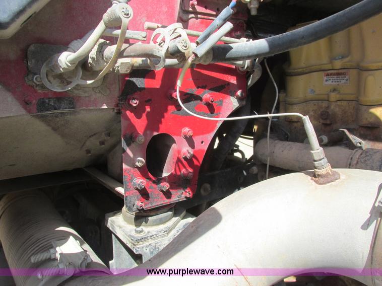 image for item A8781 1997 Freightliner FLD semi truck