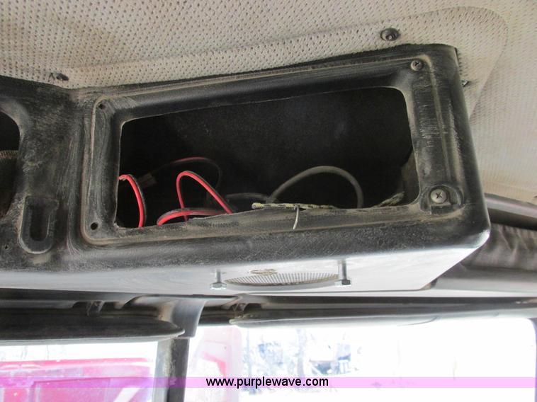 image for item A8781 1997 Freightliner FLD semi truck