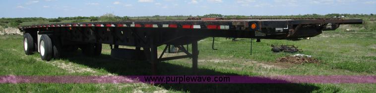 image for item D2427 1993 Transcraft TL120 flatbed trailer