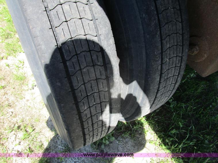 image for item D2427 1993 Transcraft TL120 flatbed trailer