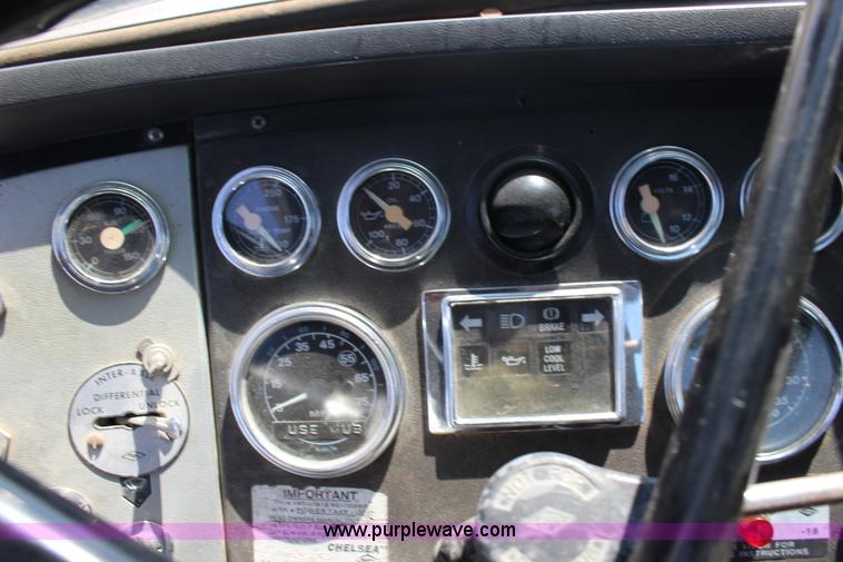 image for item F7716 1987 Ford semi truck