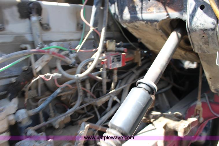 image for item F7716 1987 Ford semi truck