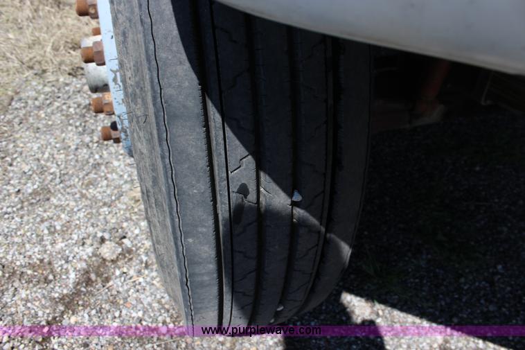 image for item F7716 1987 Ford semi truck