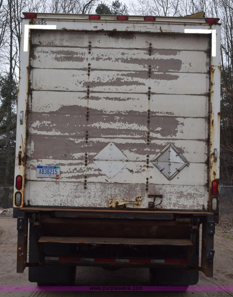 image for item H5163 1996 GMC TopKick box truck