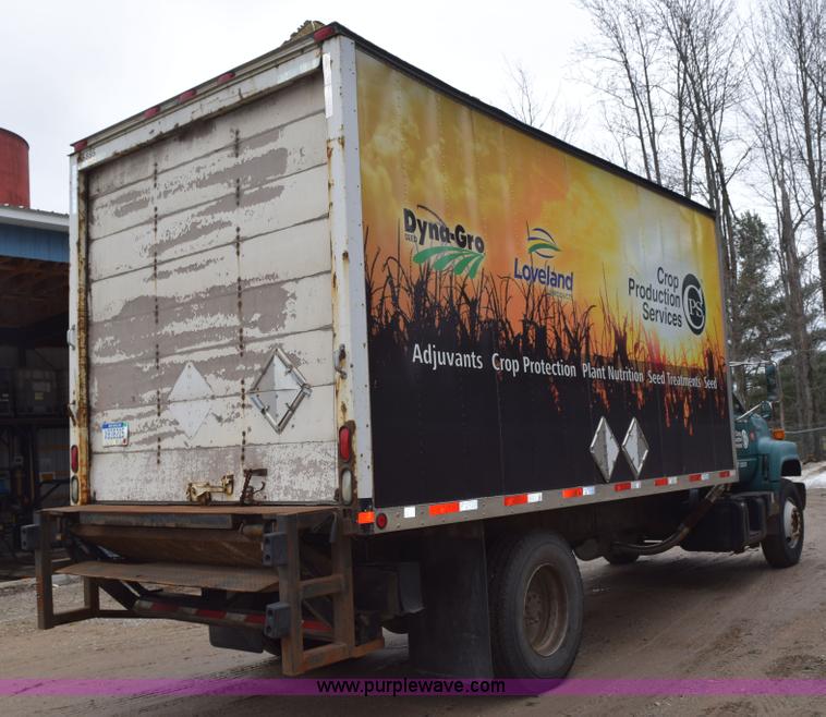 image for item H5163 1996 GMC TopKick box truck