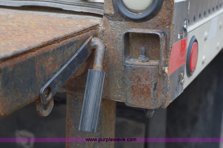 image for item H5163 1996 GMC TopKick box truck