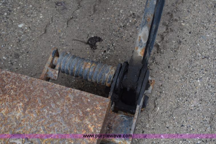 image for item H5163 1996 GMC TopKick box truck