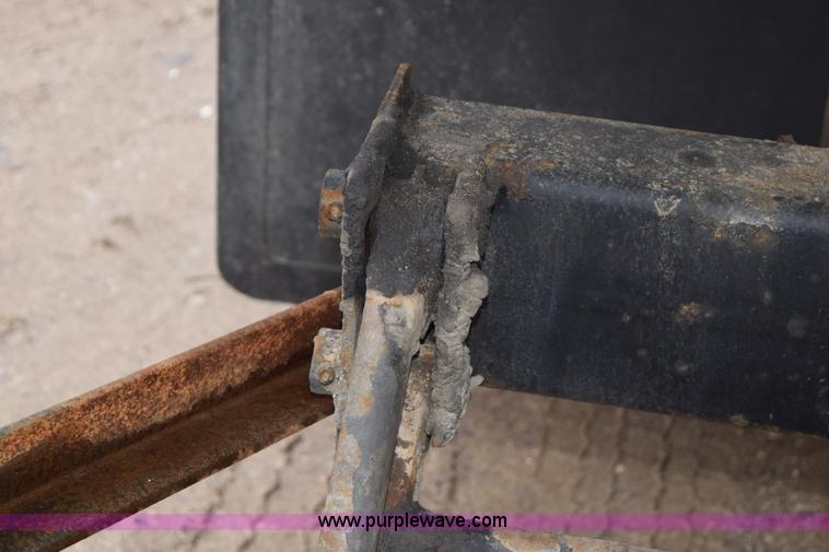 image for item H5163 1996 GMC TopKick box truck